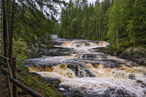 Водопады Ахвенкоски